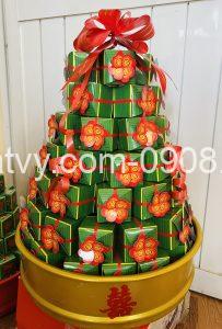 Bánh phu thê hộp hoa mai Nhất Vy